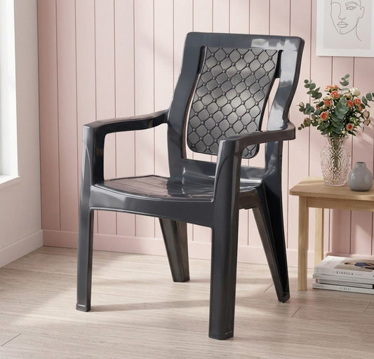Saab Ortho Plastic Chair – Ergonomic Design